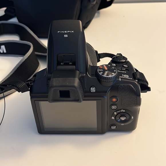 Camera and case - Picture 4 of 4